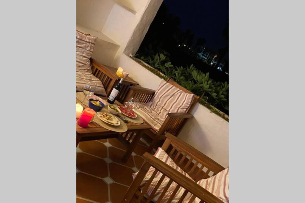 Apartamento En Playa Del Infante Рота Екстериор снимка