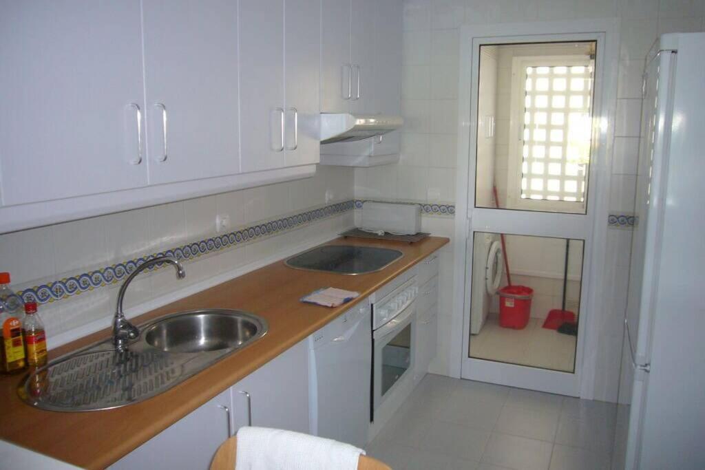 Apartamento En Playa Del Infante Рота Екстериор снимка