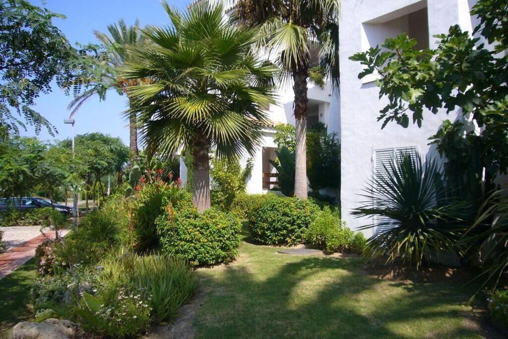 Apartamento En Playa Del Infante Рота Екстериор снимка