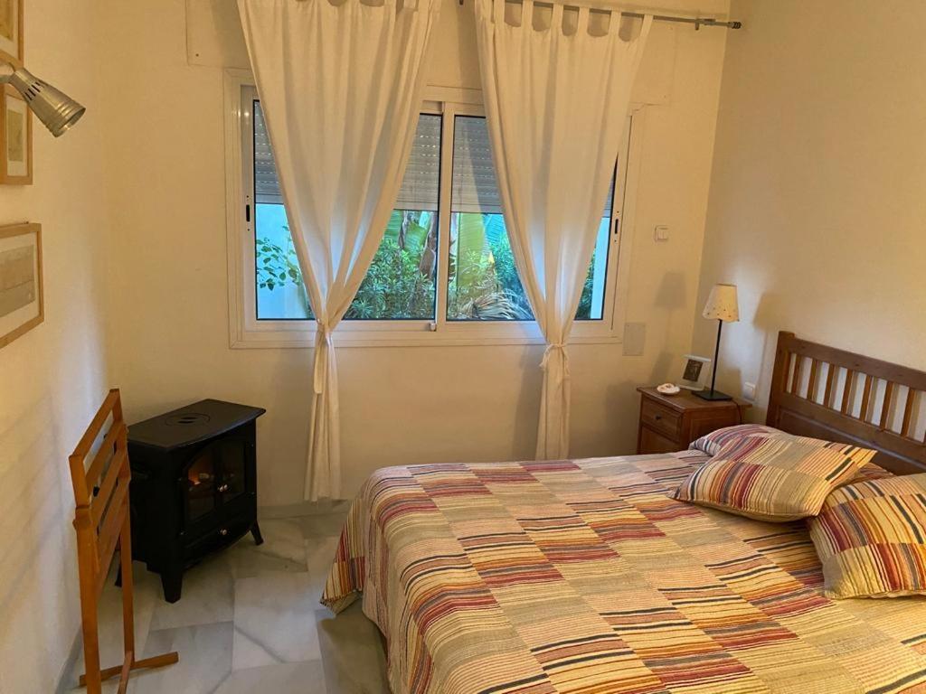 Apartamento En Playa Del Infante Рота Екстериор снимка